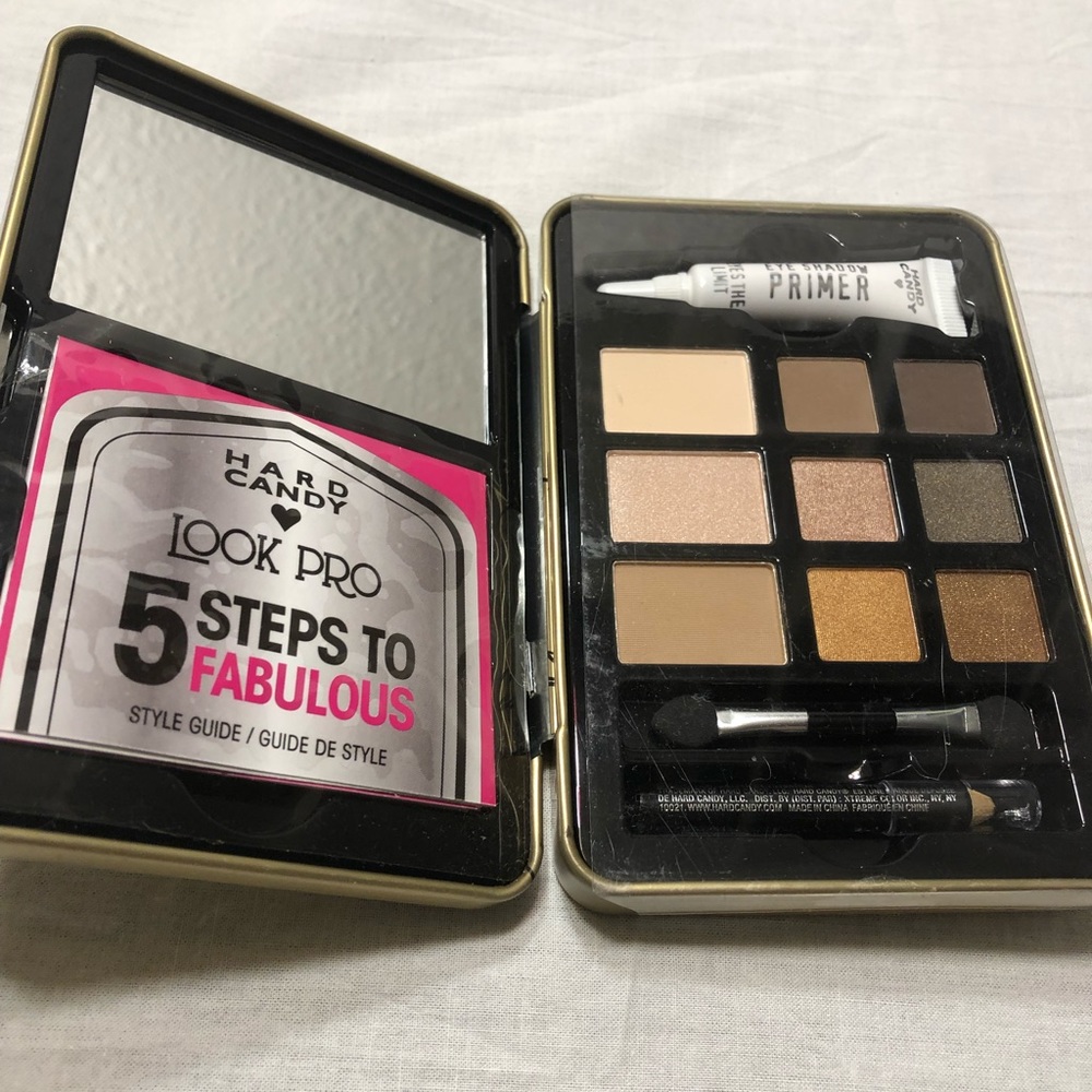 Look Pro Neutral Eyes Eyeshadow Palette